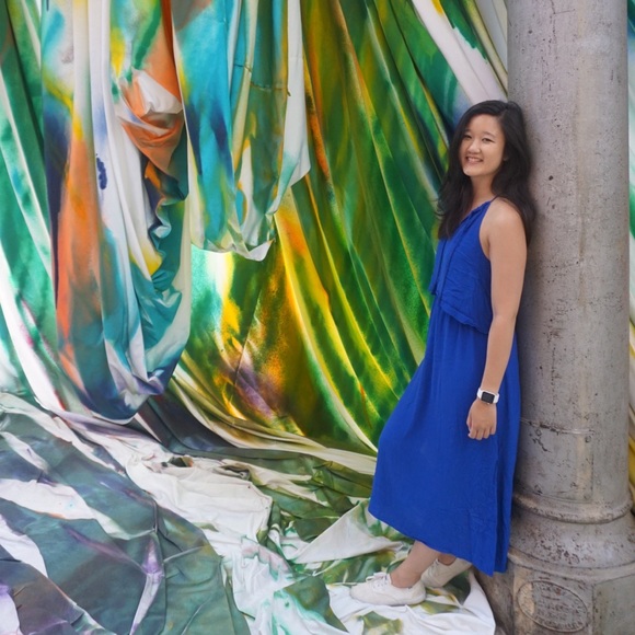 Profile Picture of Winnie Huang (@winnieyh5) on Poshmark