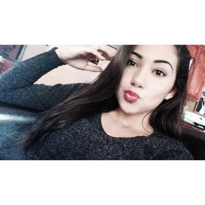 Profile Picture of Lucia Ambriz (@luciaambriz9) on Twitter