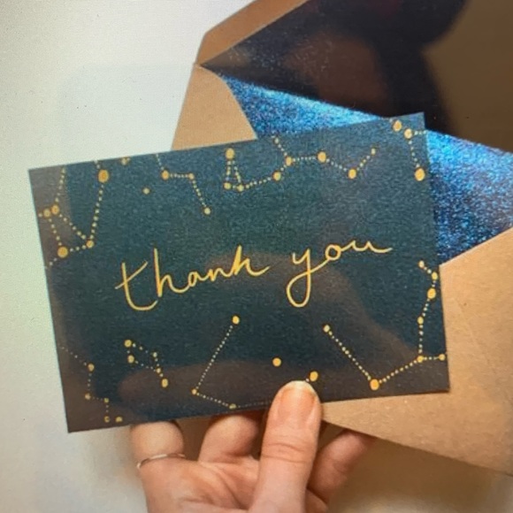 Profile Picture of Maya Diaz (@maya21diaz) on Poshmark