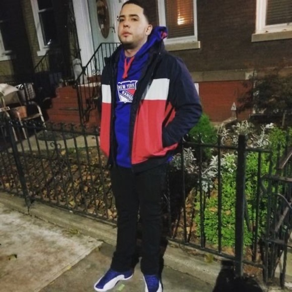 Profile Picture of Starx Abreu (@tu_pasao02) on Poshmark