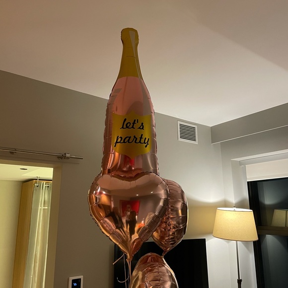 Jaime Zaguroli - Poshmark Profile Picture of Jaime Zaguroli (@jnzag) on Poshmark