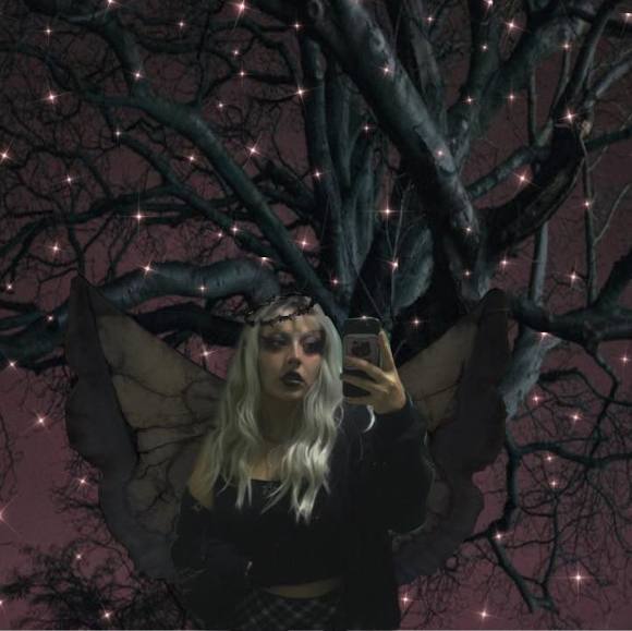 Profile Picture of Raven Matthews (@puppercow) on Poshmark