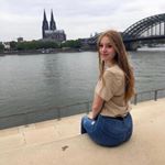 Profile Picture of Lara (@lari.zimmermann) on Instagram