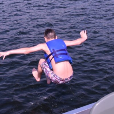 Profile Picture of Jonathan McGough (@JonathanMcG04) on Twitter