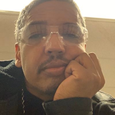 Profile Picture of Michael Lindsey  🇨🇦 🇺🇸 🇩🇪 🇱🇹 (@studioinsession) on Twitter