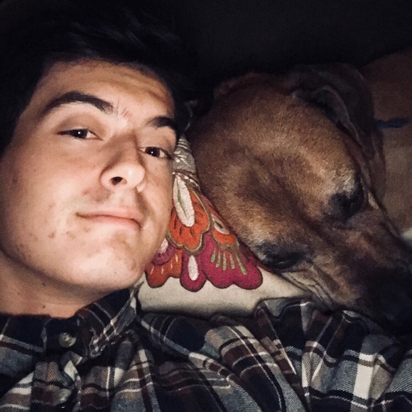 Profile Picture of Joey Paschall (@joey_paschall) on Poshmark