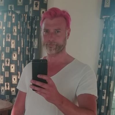 Profile Picture of Philip Thompson (@philipathomp) on Twitter