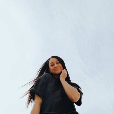 Gabriela Cozzone - Twitter Profile Picture of Gabriela Cozzone (@g_cozz) on Twitter