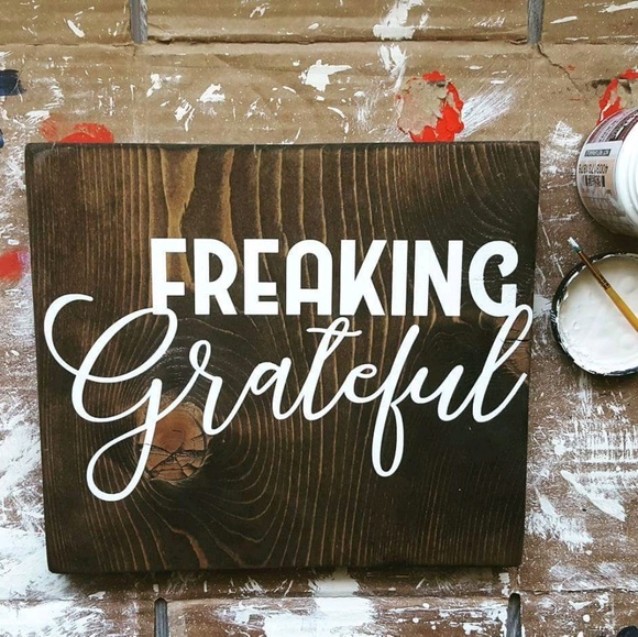 Profile Picture of Desirae Camby (@desicamby) on Poshmark