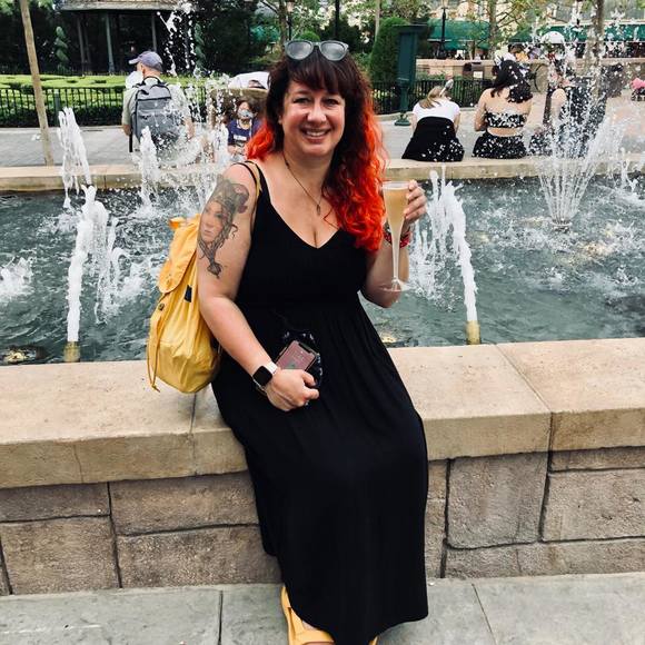 Profile Picture of Nicole Hack (@nikhak) on Poshmark