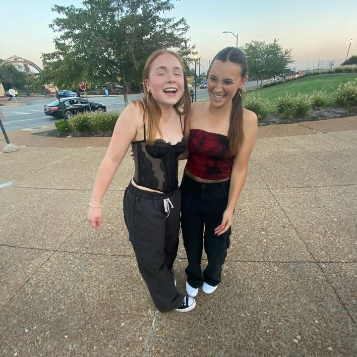 Profile Picture of lu (@lucyfister) on Tiktok