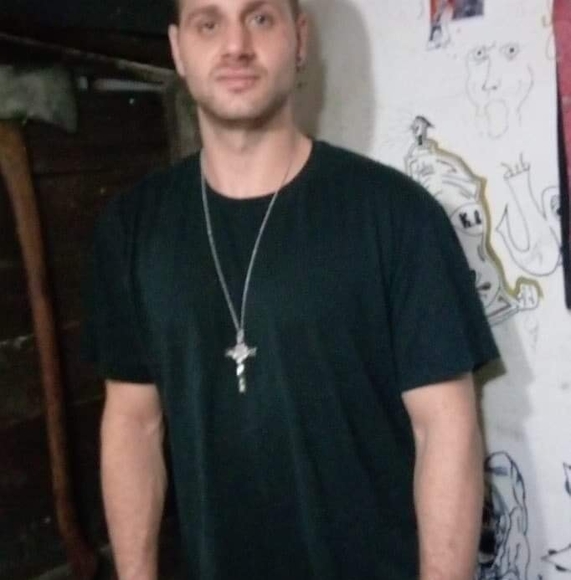 Profile Picture of Jacob Vest (@vest01029) on Poshmark