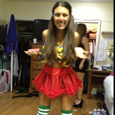 Profile Picture of Jackie Rosenfeld (@jackierosenfeld) on Twitter