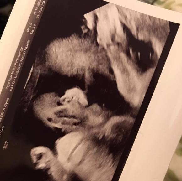 Profile Picture of Kelcey Thompson (@kelcey_thompson) on Poshmark