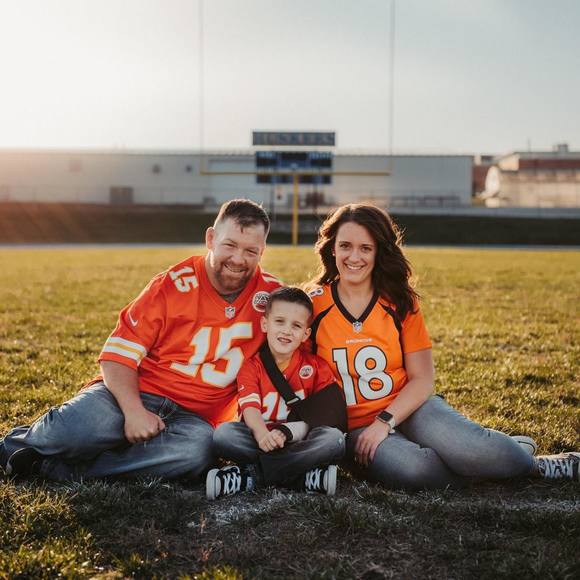 Profile Picture of Graham Padley (@graham_padley) on Poshmark