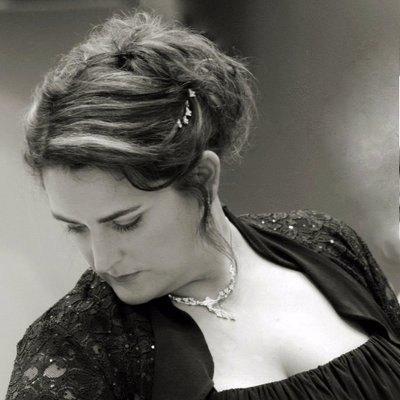 Profile Picture of R. A. Pollard (@authorRebeccaP) on Twitter