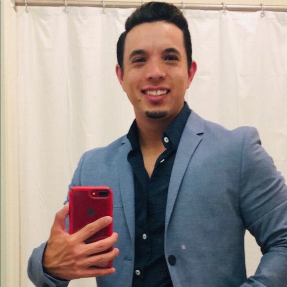 Profile Picture of Oscar m Reynoso ibarra (@oskaar) on Poshmark