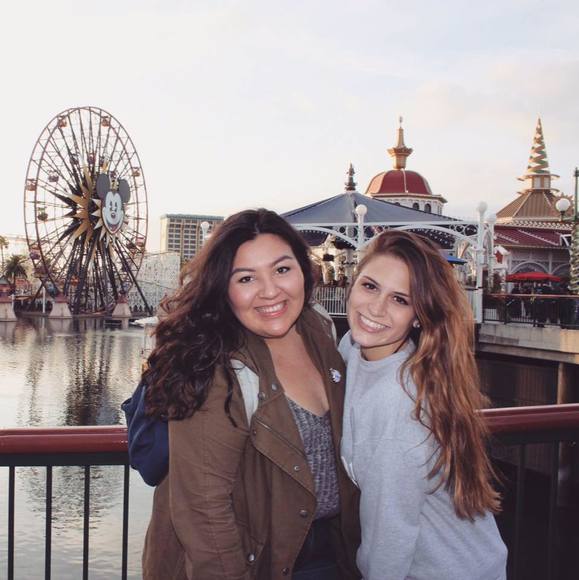 Profile Picture of Jessica Robles (@jar41443) on Poshmark