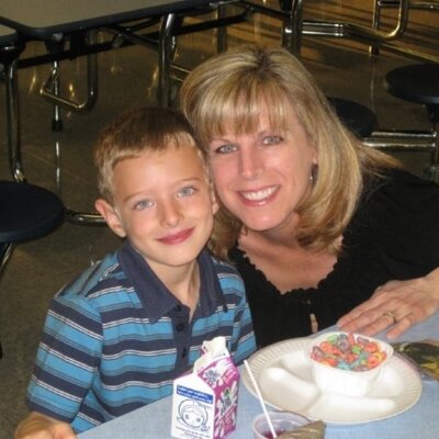 Profile Picture of Robin Newton (@NewtonCallaway) on Twitter