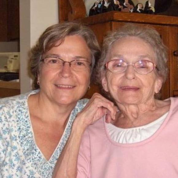 Debbie Nordling - Poshmark Profile Picture of Debbie Nordling (@dnordling) on Poshmark