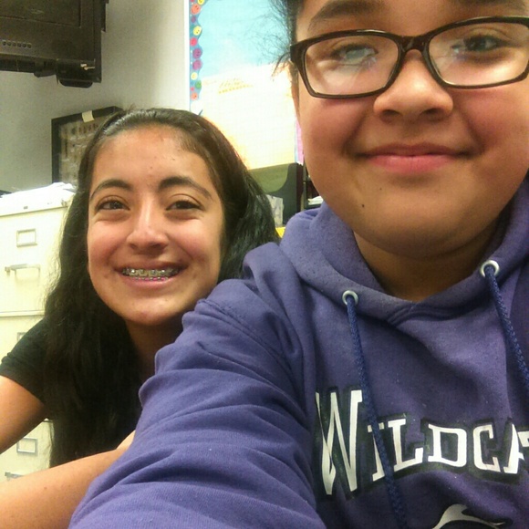 Profile Picture of Jennifer Lazos (@jennifer_mendes) on Poshmark