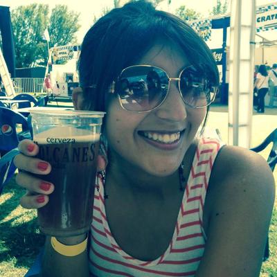 Profile Picture of Daniela Frias (@danielafrias) on Twitter