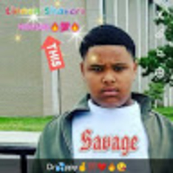 Profile Picture of Linnon smith Shavers (@linnonsmith) on Poshmark