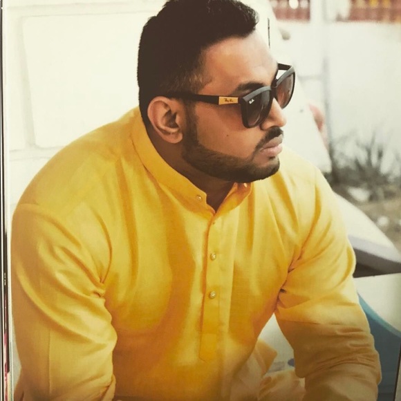 Profile Picture of Divyesh Patel (@divmvp88) on Poshmark