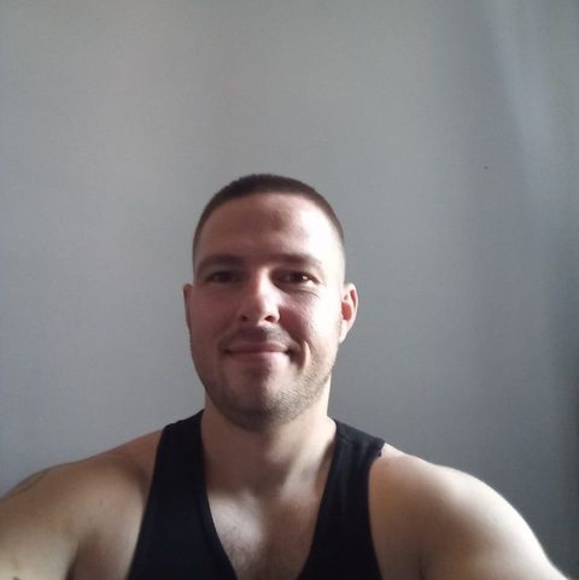 Profile Picture of James Eberhart (@jameseberhar344) on Poshmark