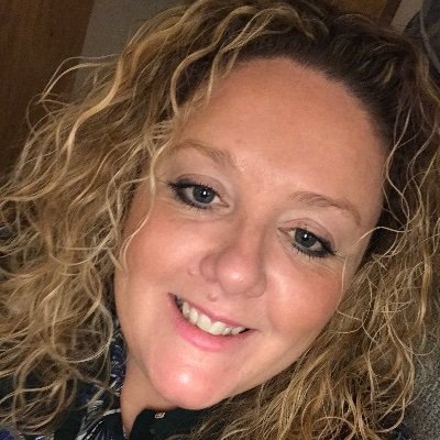 Profile Picture of Jo Mountfort (@missbeeb) on Twitter