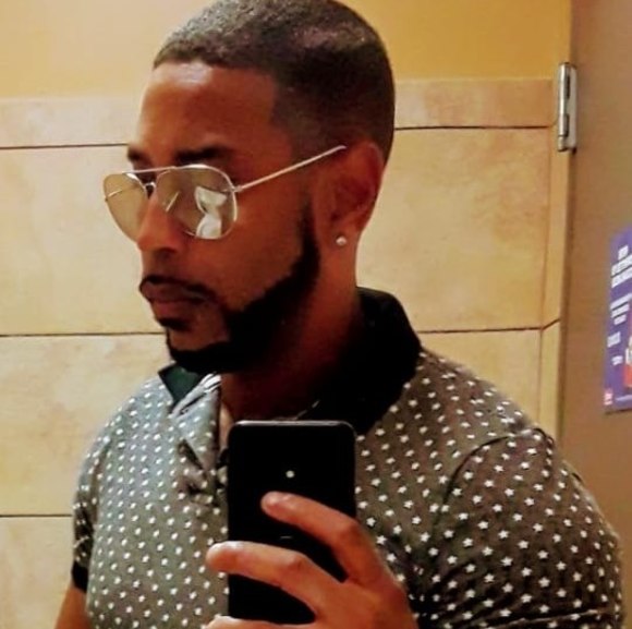 Profile Picture of Reggie Reggie (@reggiemoore03) on Poshmark