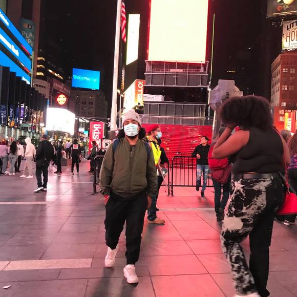 Profile Picture of Ådrîäń Ôcełotł (@eseadrii) on Poshmark