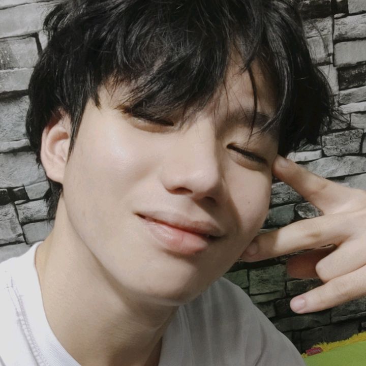 Mikey - Tiktok Profile Picture of Mikey (@mikaeloyos) on Tiktok