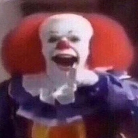 Profile Picture of Joshua Le (@joshyqle) on Poshmark