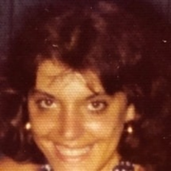 Profile Picture of Patricia Buoniconti (@pbuoniconti820) on Poshmark