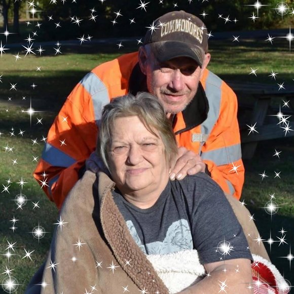 Profile Picture of Sandy Wright (@wrgsan) on Poshmark