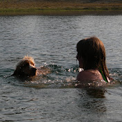 Profile Picture of Amanda Abbott (@AmandaAbbott) on Youtube