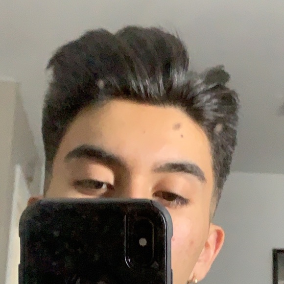 Profile Picture of Ricky Ramirez (@rickyramirez07) on Poshmark
