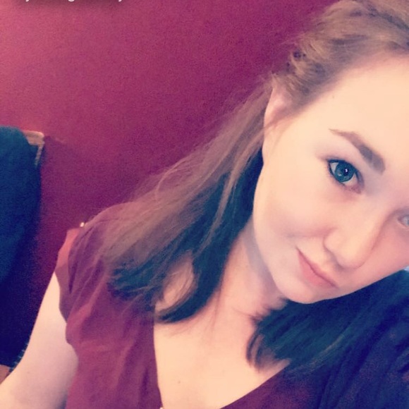 Profile Picture of Juliette Mettes (@firesme1) on Poshmark
