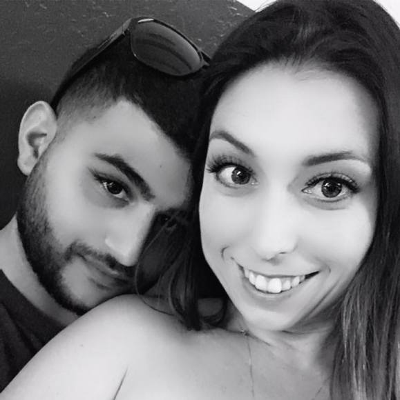 Profile Picture of Chelsea Barnard (@chelseab1991) on Poshmark