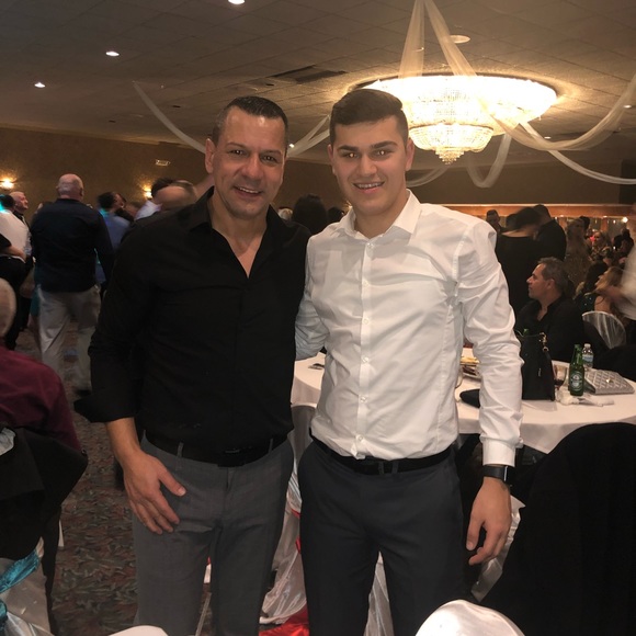 Profile Picture of Vahdet Maletic (@vahdetm) on Poshmark