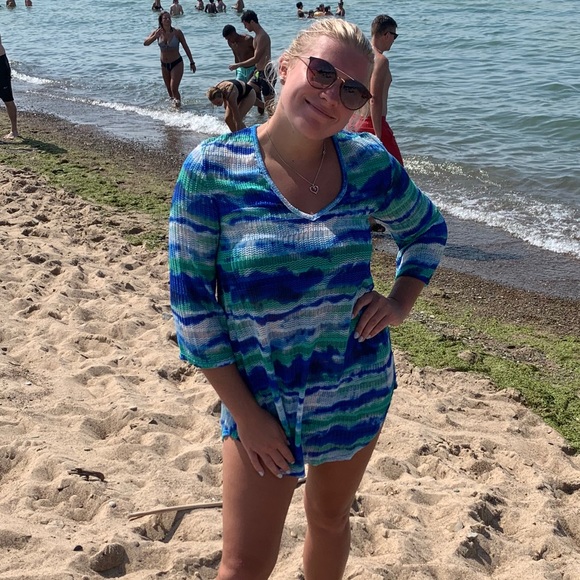 Profile Picture of Paige Chladek (@paigechladek) on Poshmark