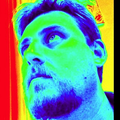 Profile Picture of Matthew Naumann (@OscarMonaro) on Twitter