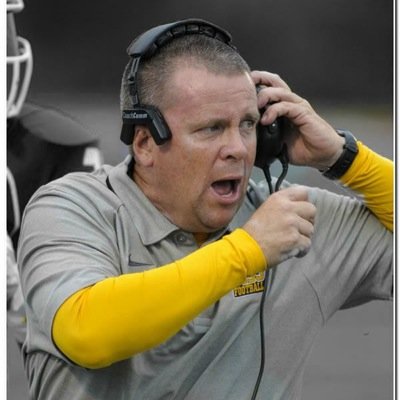 Profile Picture of Rick Thompson (@coachtmsj) on Twitter