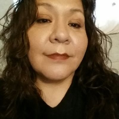 Profile Picture of Teresa Flores (@TerrySmiles00) on Twitter