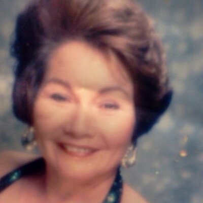 Profile Picture of Guadalupe Serna (@serna_lupe) on Twitter