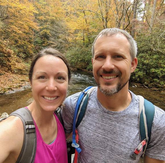 Profile Picture of Angela Sielschott (@asielschott) on Poshmark