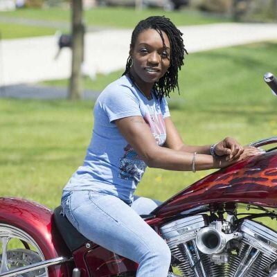 Profile Picture of Aisha Hughes (@blacghyrl) on Twitter