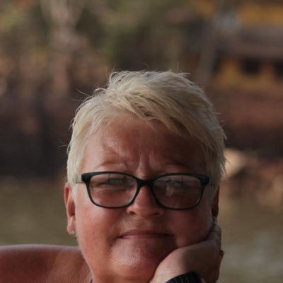 Profile Picture of Sharon Bruce (@sharonbruce1964) on Twitter