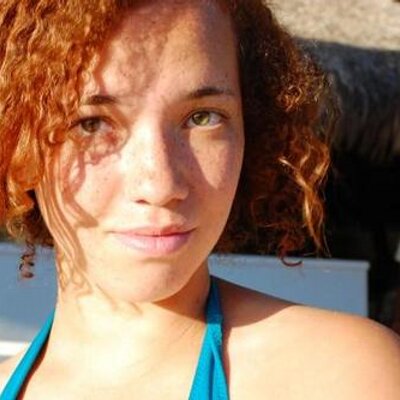 Profile Picture of Alina Edwards (@baileysboo) on Twitter